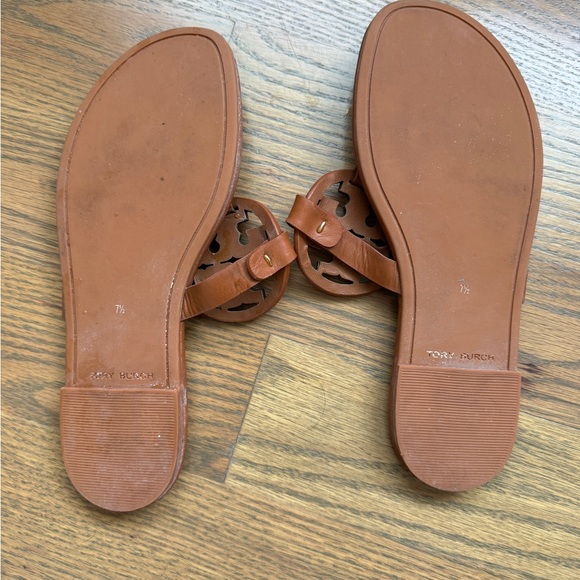 Tory Burch Miller Sandal, soft, metal, logo, 
color Bourbon Miele - Picture 4 of 4